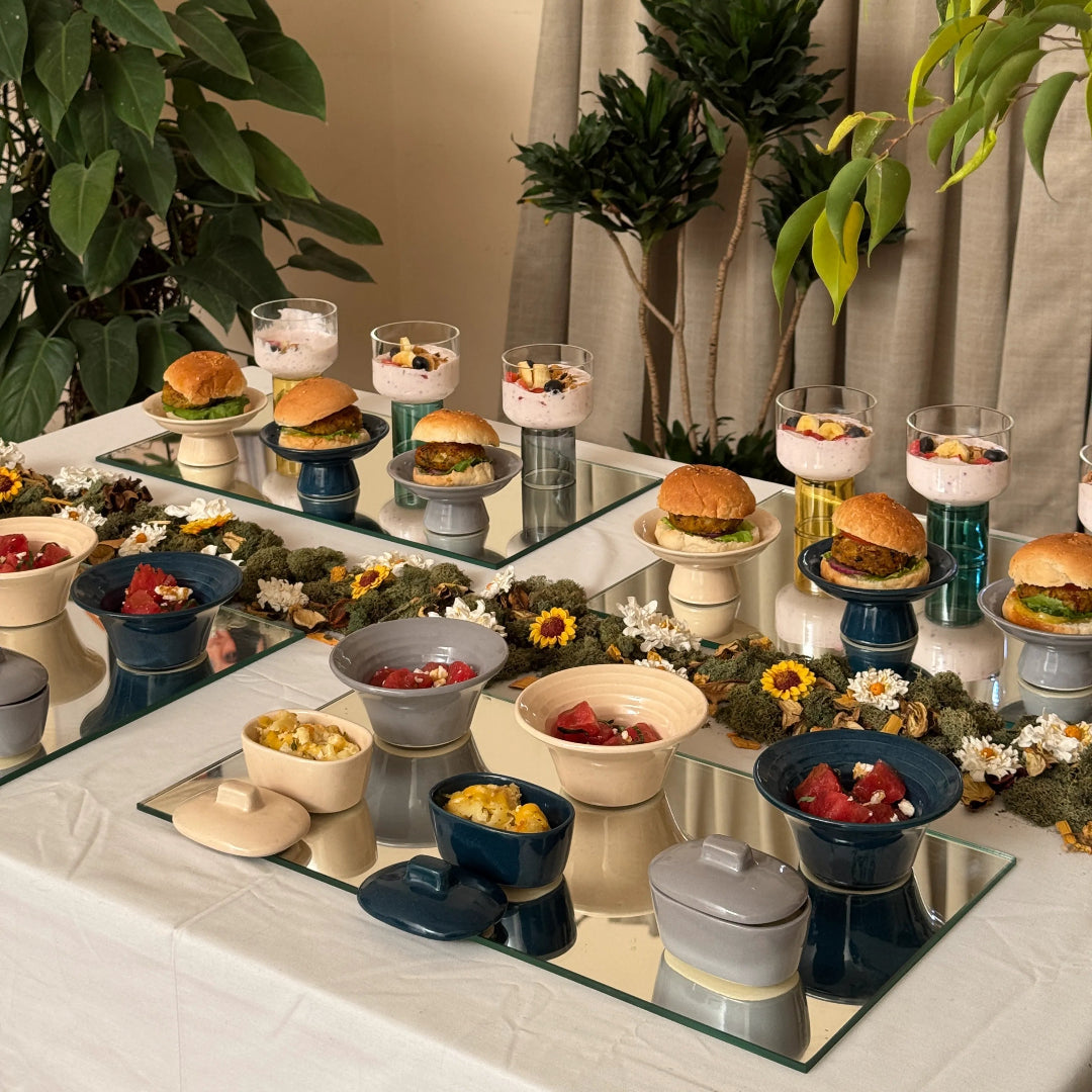 Modern Hosting Serve-ware