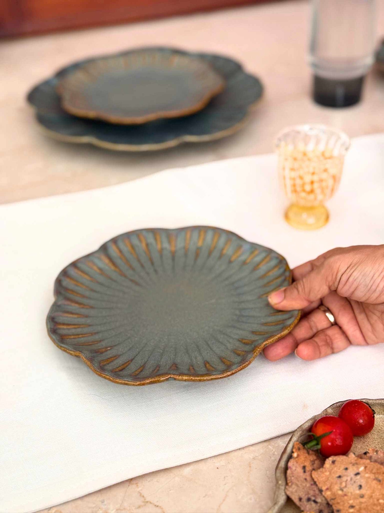 Bloom Side Plate 8&quot;