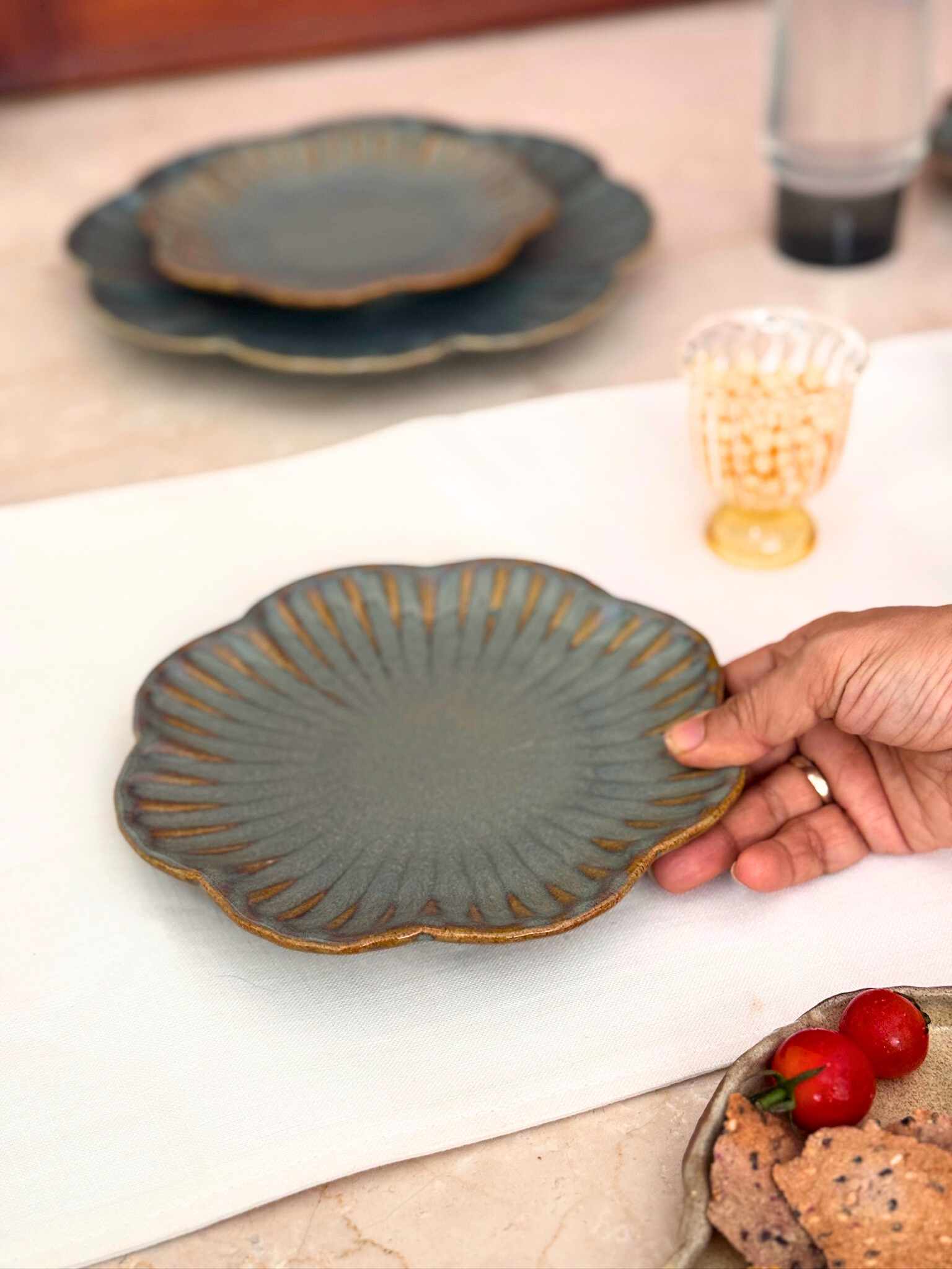 Bloom Side Plate 8&quot;
