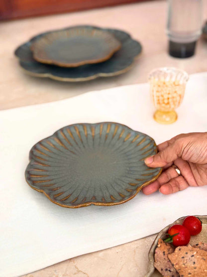 Bloom Side Plate 8&quot;