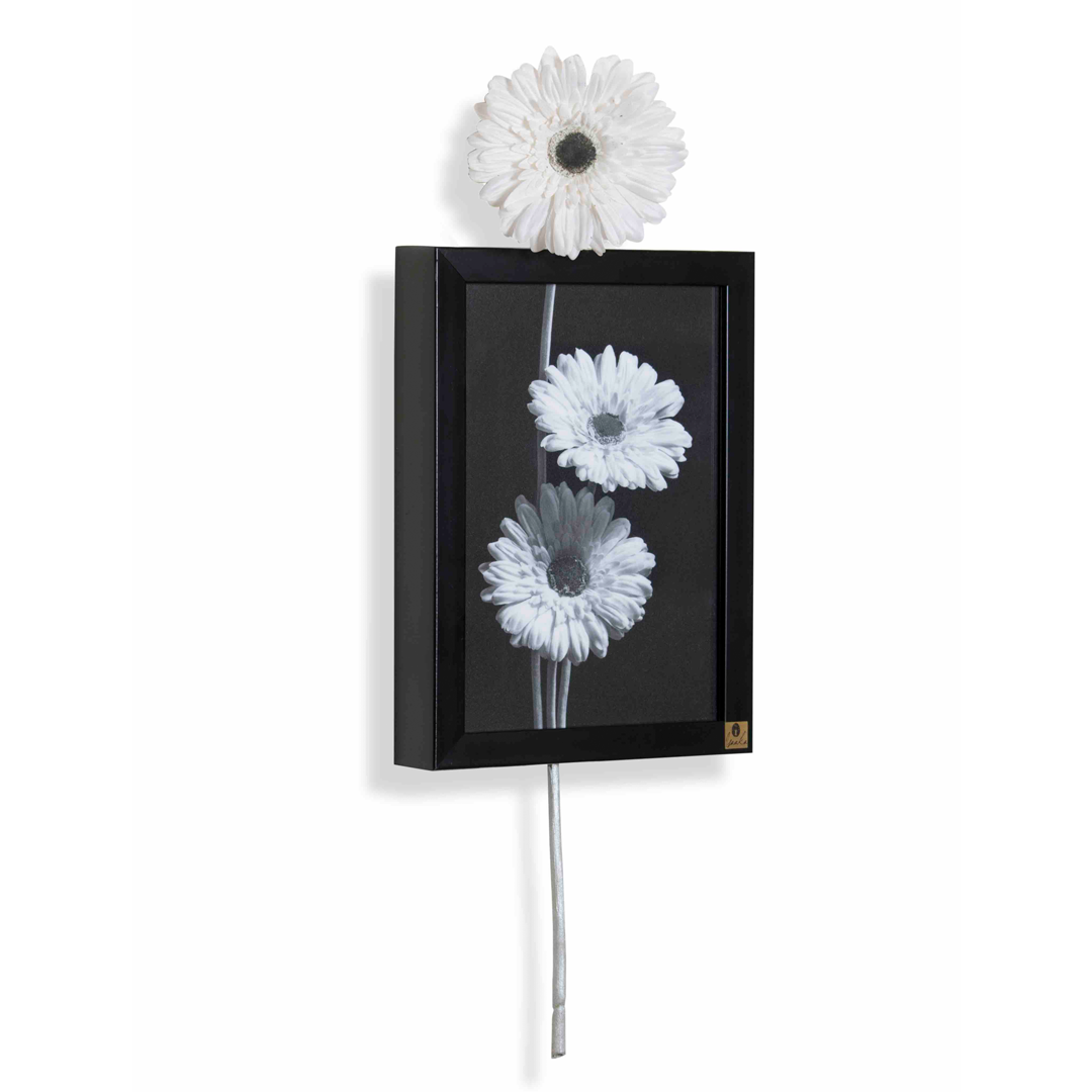 Wall Art: Gerbera White (Vertical)