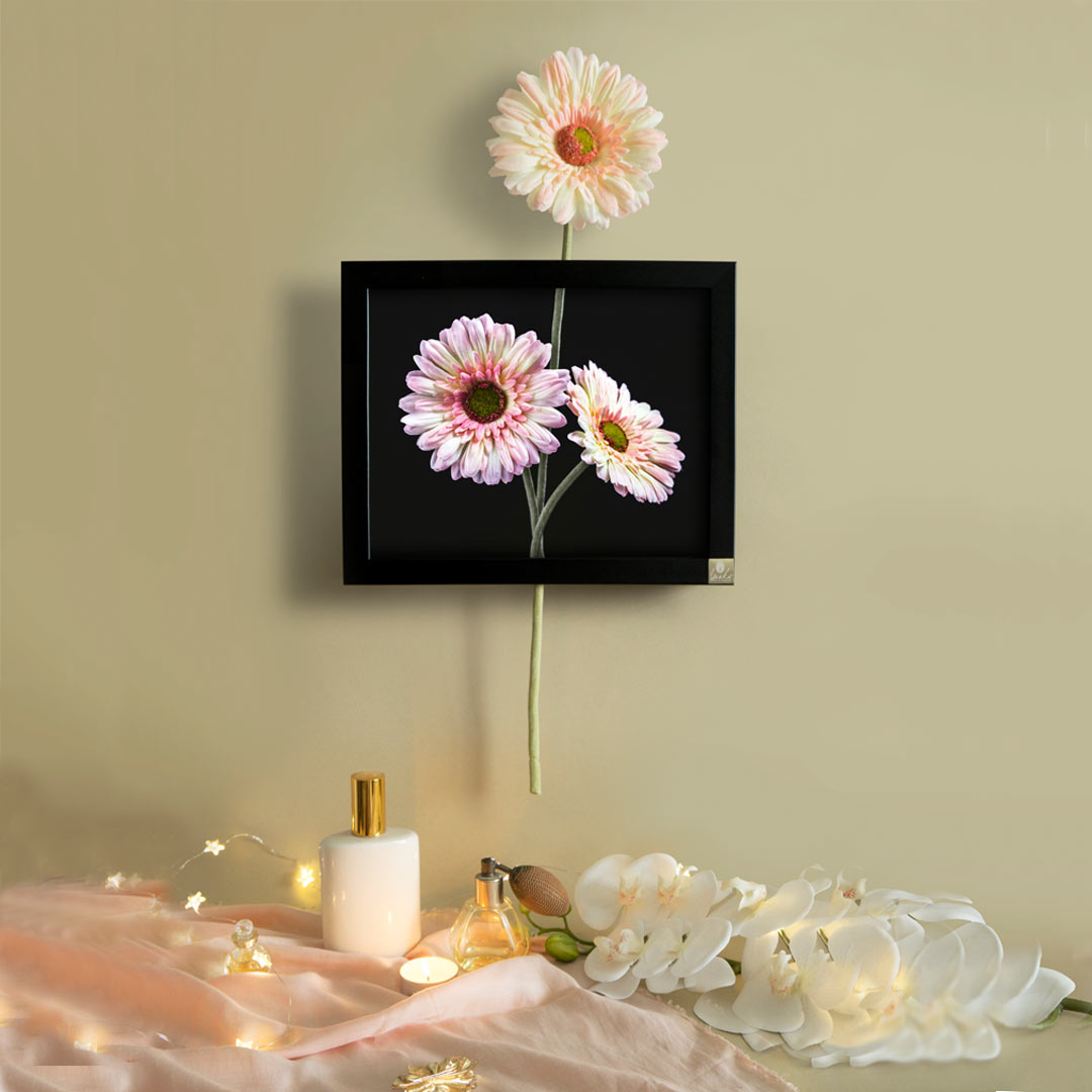 Wall Frame: Gerbera Pink (Horizontal)